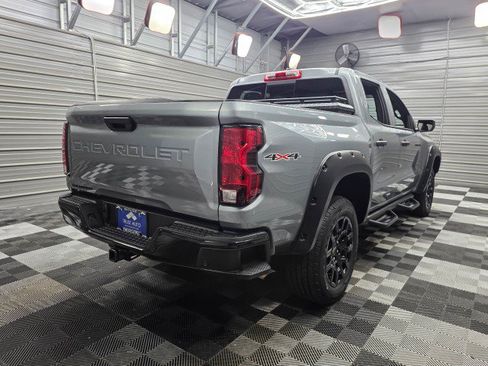 Used 2025 Chevrolet Colorado W/T w/ WT Custom Package AWD/4WD image 5