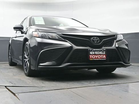 Used 2023 Toyota Camry SE w/ Cold Weather Package AWD/4WD image 36