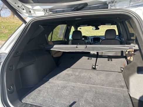 Used 2022 Chevrolet Equinox Premier AWD/4WD image 60