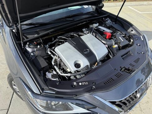 Certified 2025 Lexus ES 350 image 6