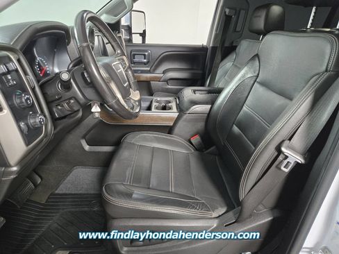 Used 2018 GMC Sierra 2500 Denali AWD/4WD image 14