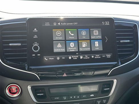 Certified 2024 Honda Ridgeline Sport image 18