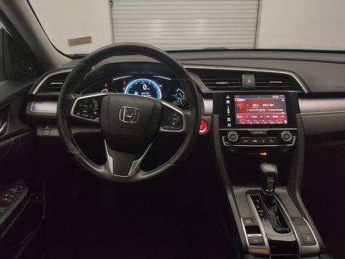 Used 2018 Honda Civic EX-L image 22