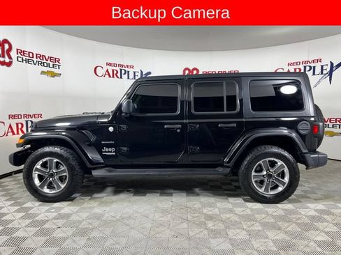 Used 2020 Jeep Wrangler Unlimited Sahara AWD/4WD image 4