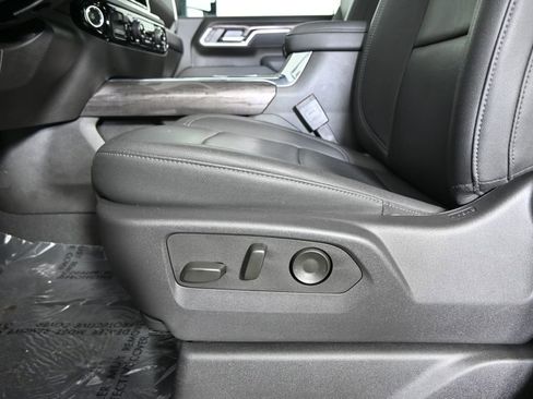 Used 2025 Chevrolet Silverado 2500 LTZ w/ LTZ Plus Package AWD/4WD image 22