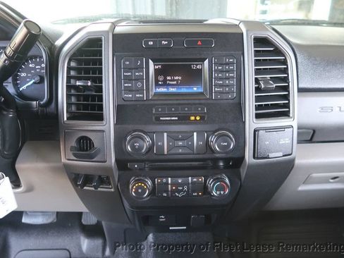 Used 2018 Ford F550 2WD Crew Cab Super Duty image 30