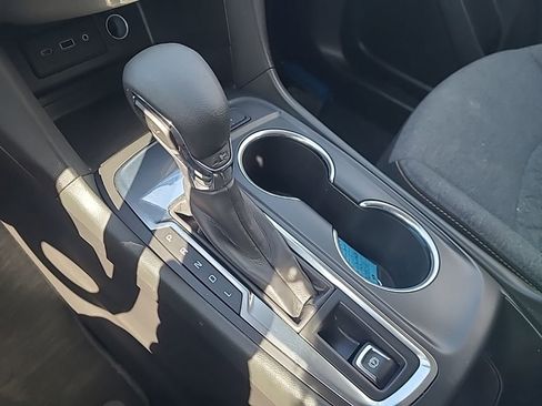 Used 2022 Chevrolet Equinox LT FWD image 22