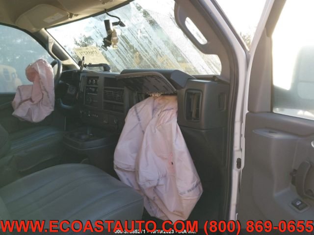Used 2020 Chevrolet Express 2500 RWD image 10