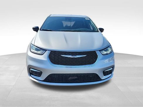 New 2026 Chrysler Pacifica Select FWD image 6