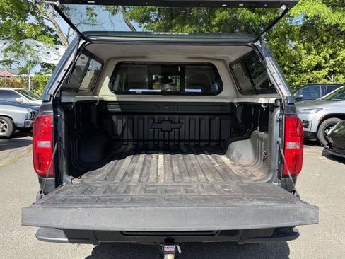 Used 2018 Chevrolet Colorado Z71 AWD/4WD image 7