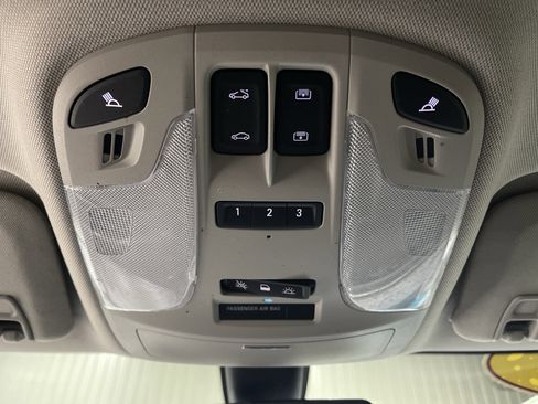 Used 2016 Buick LaCrosse Leather image 22