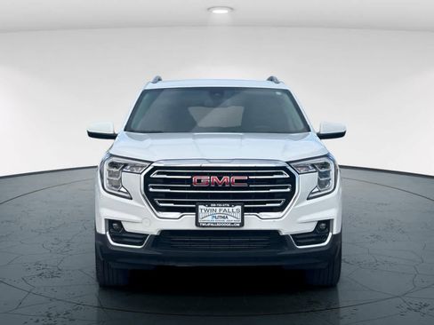 Used 2024 GMC Terrain SLT AWD/4WD image 10