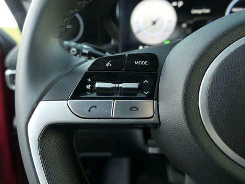 Certified 2023 Hyundai Elantra Limited image 14