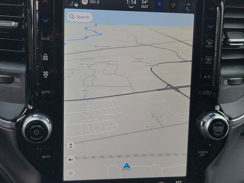 Used 2023 RAM 3500 Laramie image 27