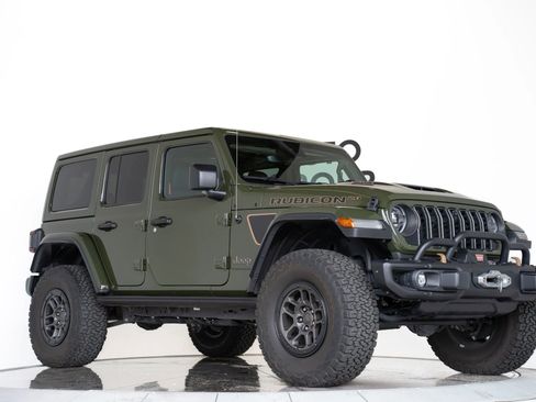 Used 2023 Jeep Wrangler Unlimited Rubicon 392 image 31