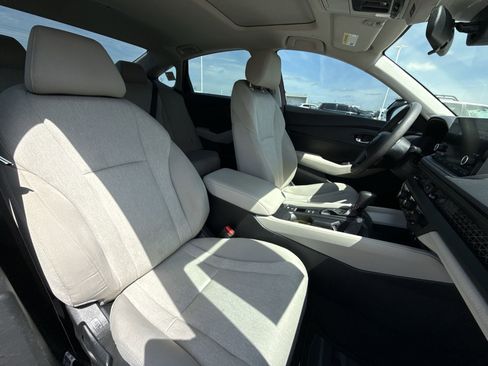 Used 2024 Honda Accord EX image 26