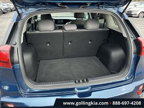 Certified 2020 Kia Niro LX image 10