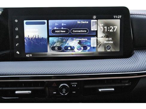 Used 2025 Nissan Kicks SR AWD/4WD image 22