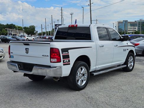 Used 2018 RAM 1500 Classic SLT AWD/4WD image 7