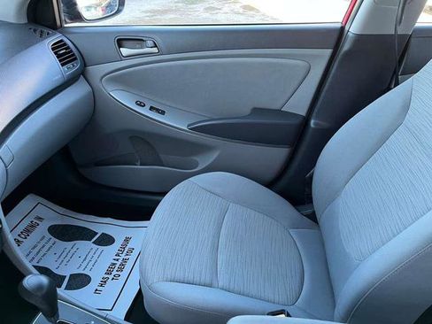 Used 2017 Hyundai Accent SE image 21