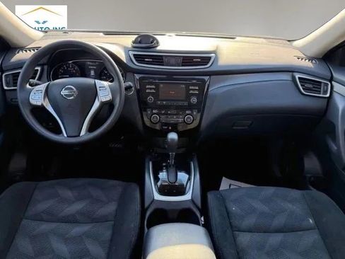 Used 2014 Nissan Rogue SV image 11