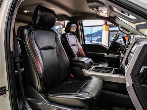 Used 2019 Ford F250 Lariat w/ Lariat Value Package image 31