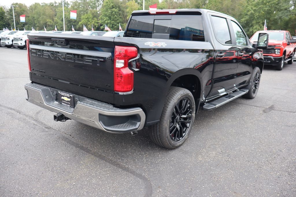 New 2026 Chevrolet Silverado 1500 LT w/ Leather Package AWD/4WD image 21