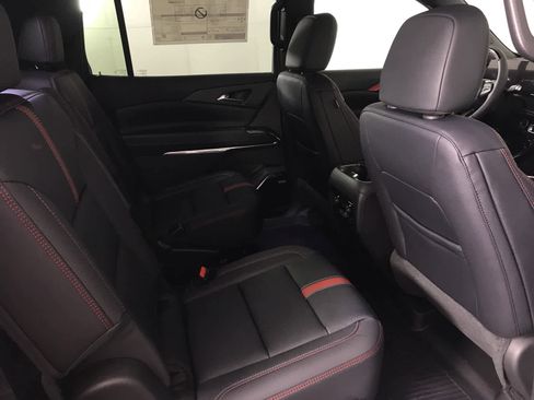 New 2026 Chevrolet Traverse RS w/ LPO, Floor Liner Package image 20