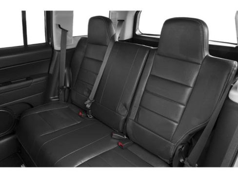 Certified 2015 Jeep Patriot Latitude image 14