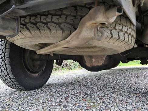 Used 1996 Ford F250 XLT image 26