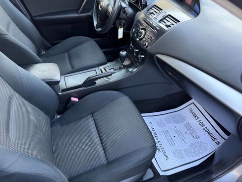 Used 2013 MAZDA MAZDA3 i Sport FWD image 12