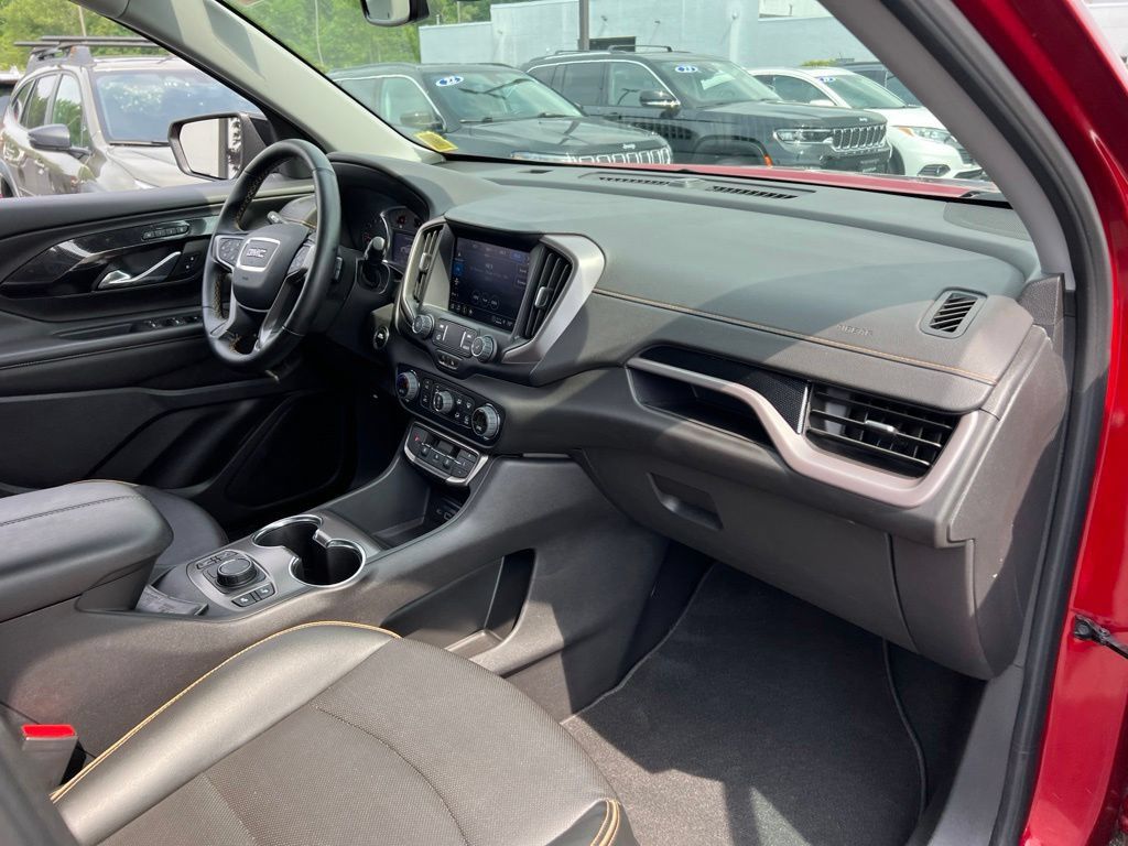 Used 2023 GMC Terrain AT4 AWD/4WD image 28