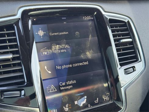 Used 2017 Volvo XC90 T6 Momentum w/ Vision Package image 36