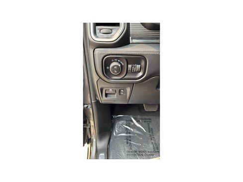 Used 2020 RAM 1500 Limited AWD/4WD image 16