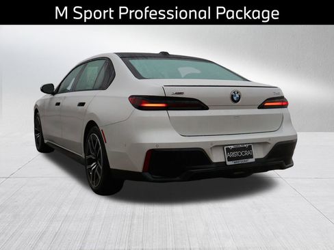 New 2026 BMW 740i xDrive w/ Executive Package AWD/4WD image 9