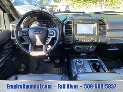 Used 2021 Ford Expedition Limited AWD/4WD image 7