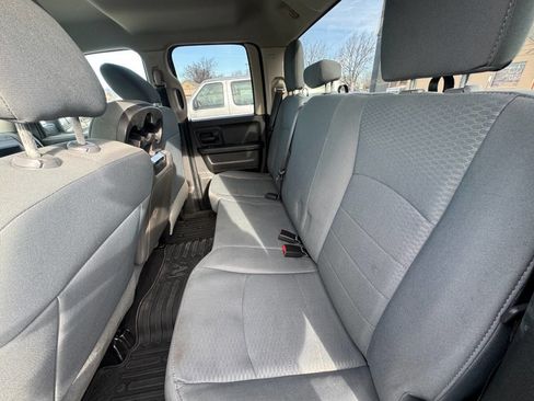 Used 2017 RAM 1500 Express AWD/4WD image 11