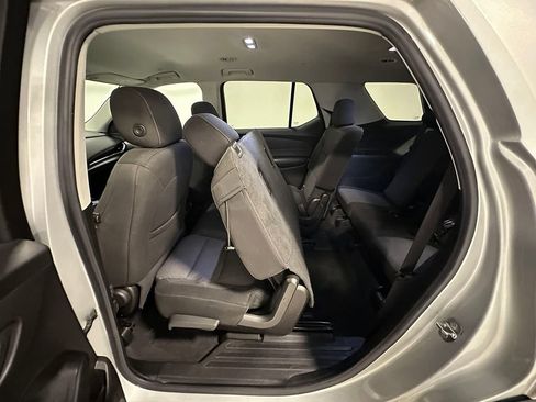 Used 2019 Chevrolet Traverse LS FWD image 20
