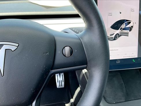 Used 2021 Tesla Model 3 Standard Range Plus RWD image 23