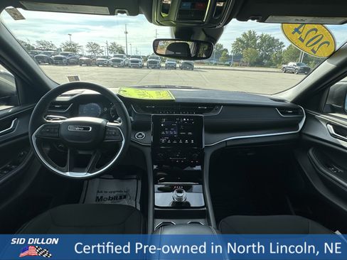 Used 2024 Jeep Grand Cherokee L Laredo w/ Luxury Tech Group I image 18