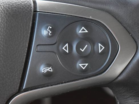 Used 2017 Chevrolet Silverado 1500 High Country image 27