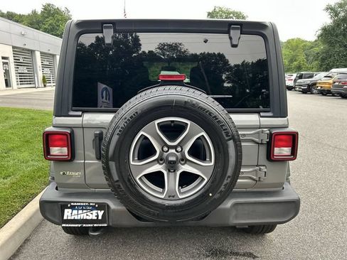 Used 2022 Jeep Wrangler Unlimited Sport AWD/4WD image 25