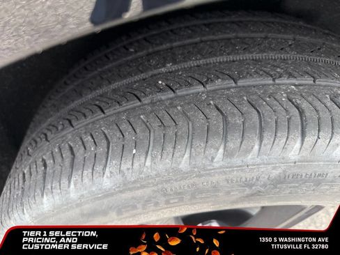 Used 2022 Buick Envision Essence w/ Technology Package I FWD image 36