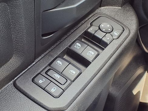 Used 2025 RAM 2500 Tradesman image 19