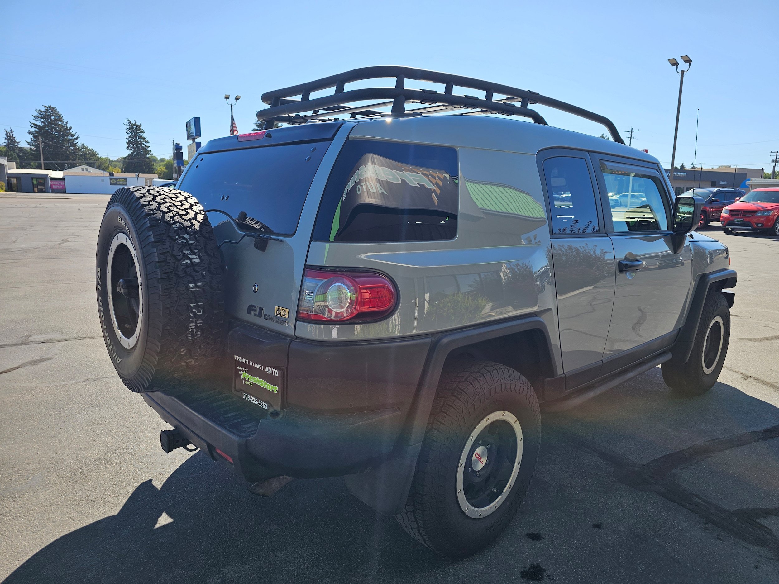 Used 2013 Toyota FJ Cruiser 4WD w/ Trail Teams Special Edition image 6