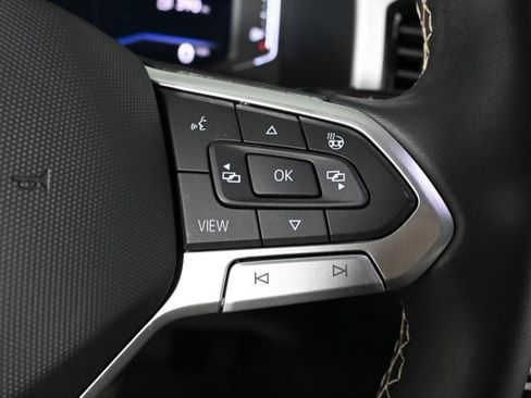 Certified 2023 Volkswagen Atlas Cross Sport SEL image 24