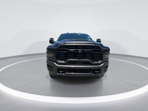 New 2026 RAM 2500 Tradesman AWD/4WD image 3