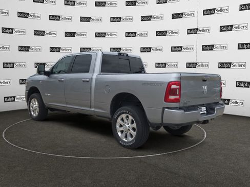 Used 2023 RAM 2500 Laramie AWD/4WD image 4