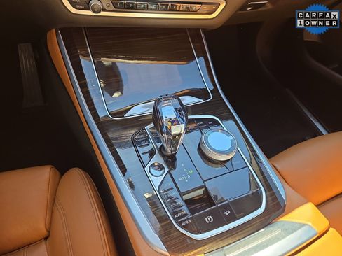 Used 2021 BMW X5 xDrive40i w/ Executive Package image 22