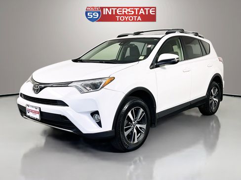 Used 2017 Toyota RAV4 XLE w/ Plus Special Value Package AWD/4WD image 3